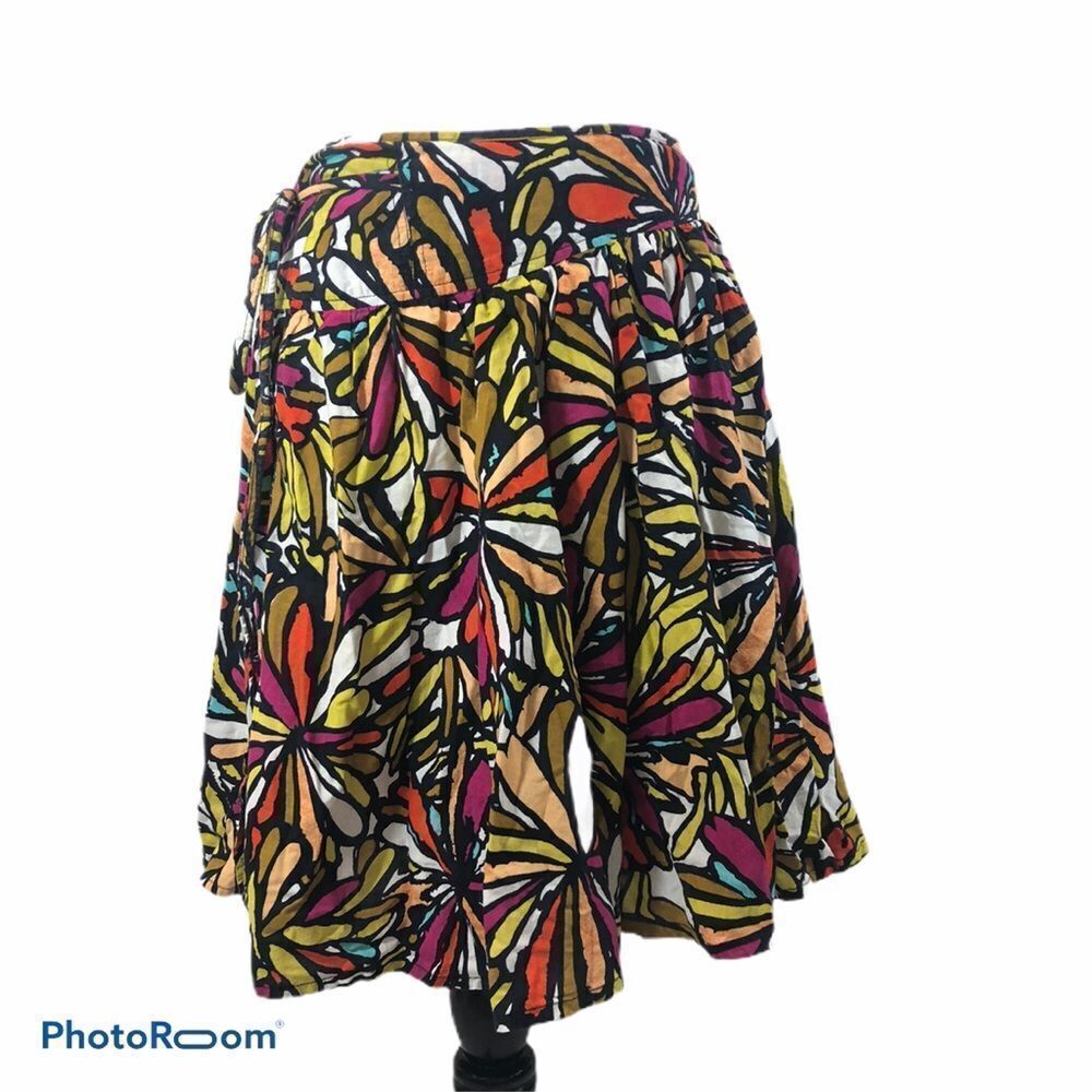 Anthro Odille Patterned Wrap Skirt Size 2‎